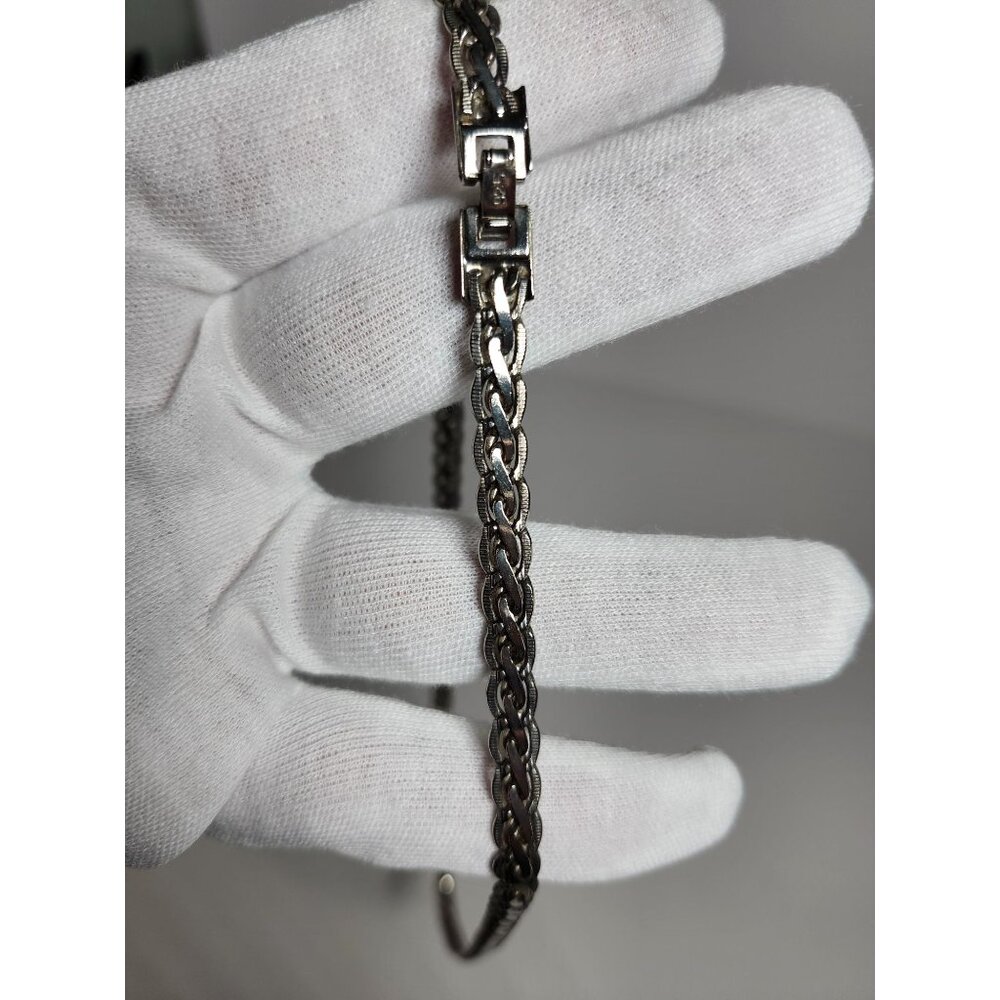 Vintage Sterling Silver Chain Necklace With Secure Clasp 20 Inches Estate Jewelr